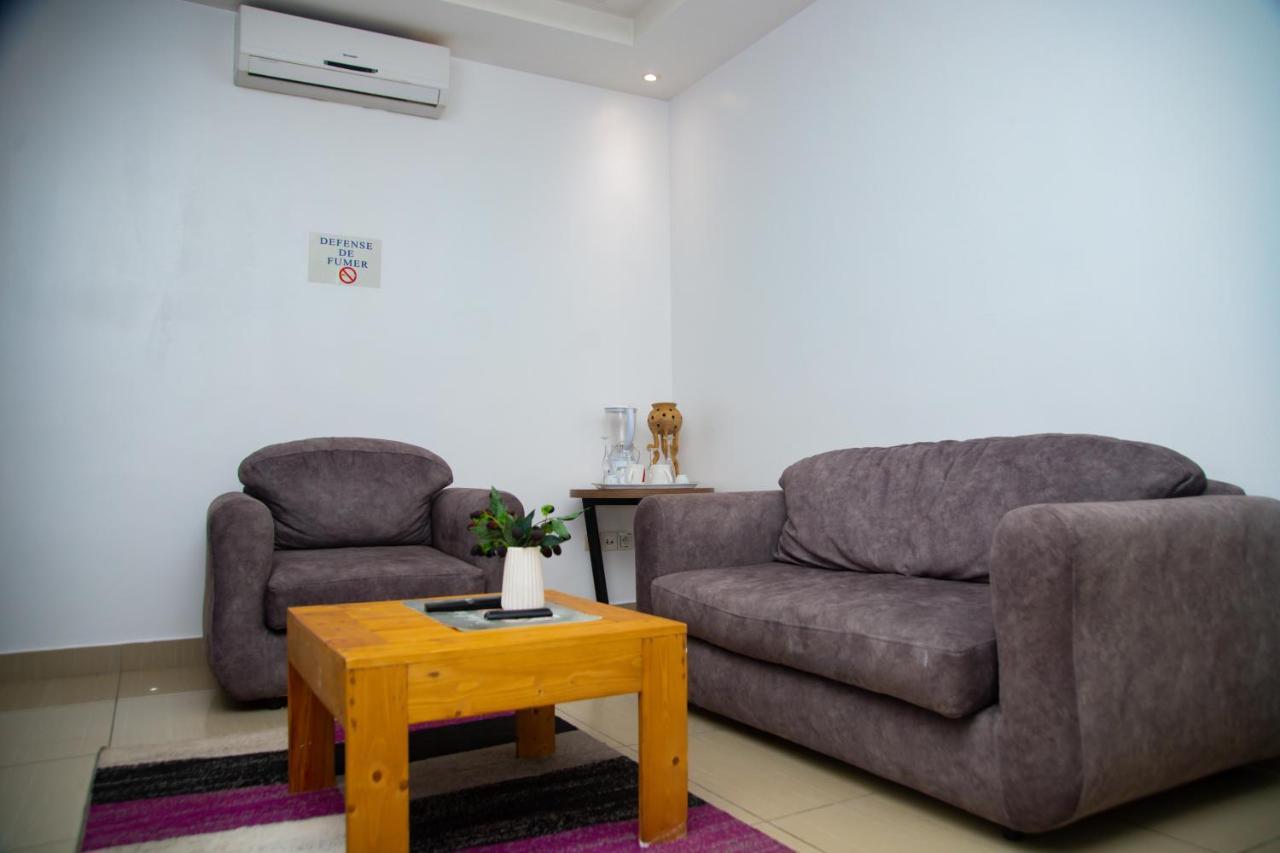 Imolease Hubert Sainte Rita Apartment Cotonou Luaran gambar
