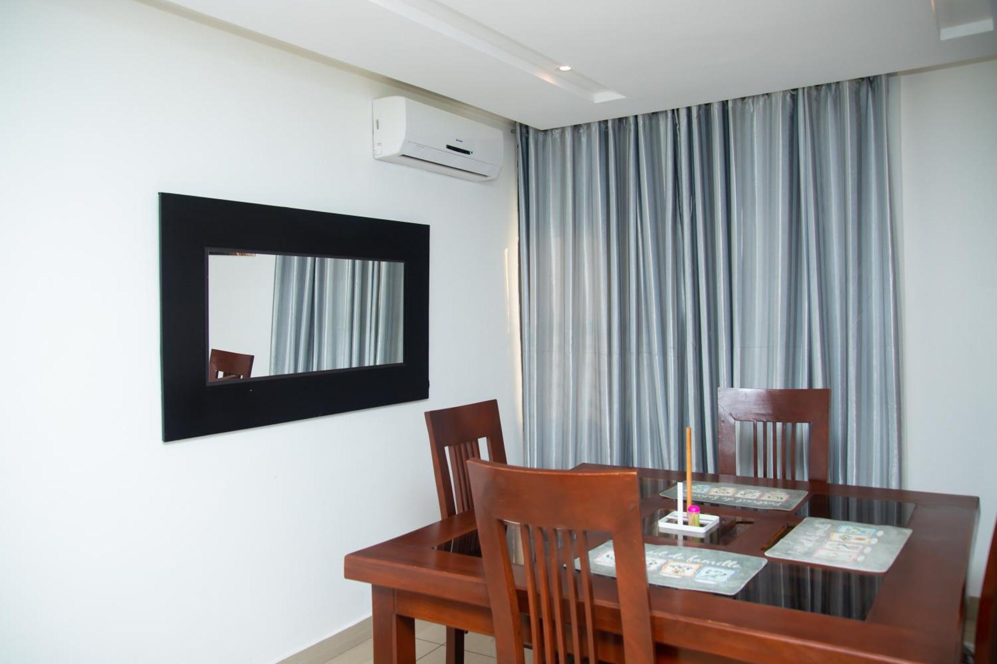 Imolease Hubert Sainte Rita Apartment Cotonou Luaran gambar